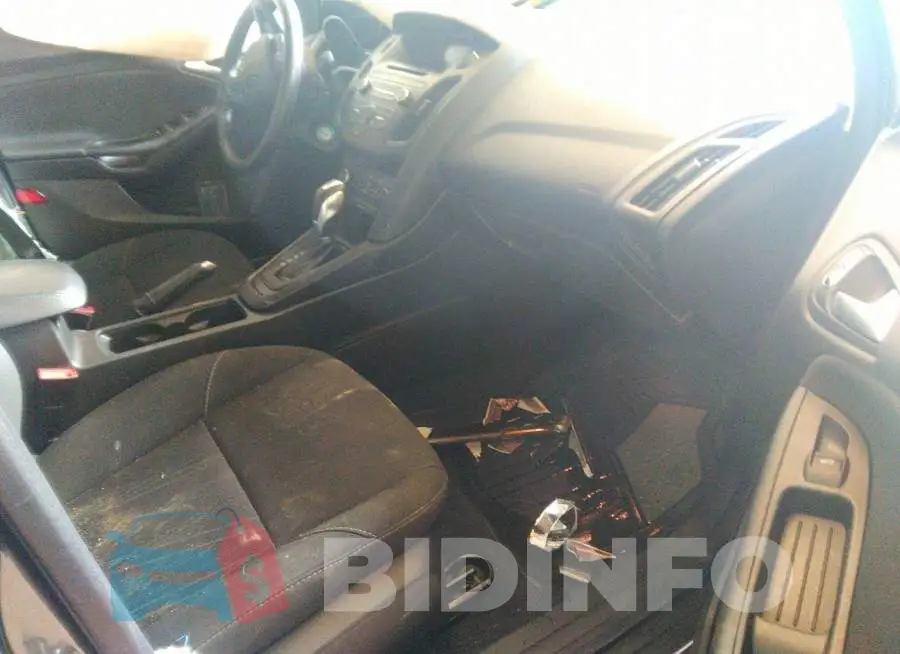 1FADP3F21GL343213 Photo# 5