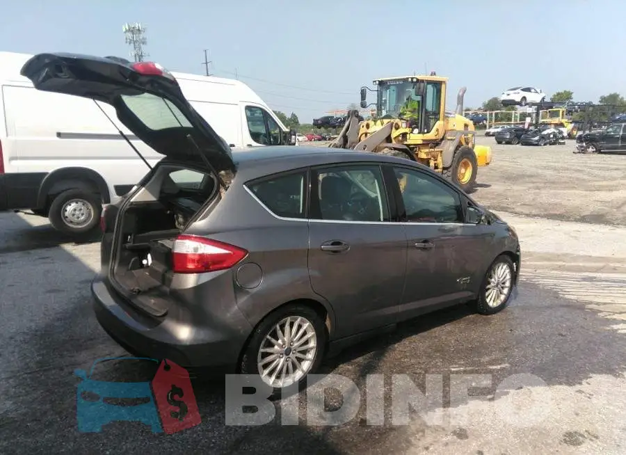 1FADP5CU3EL520780 Photo# 4