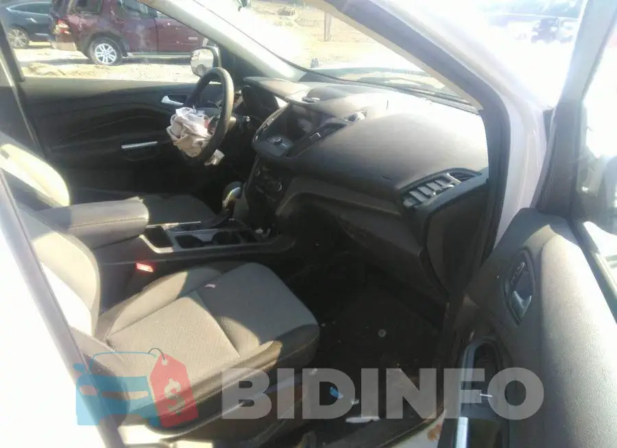 1FMCU0GD6KUB59008 Photo# 5
