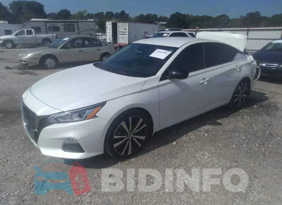 1N4BL4CV1LC125435 Photo# 2