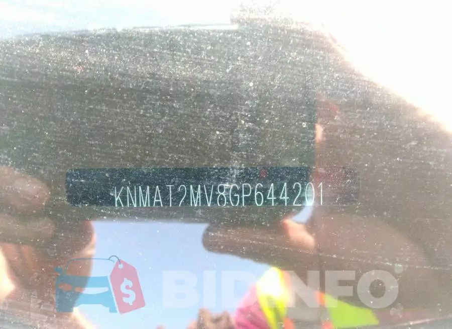 KNMAT2MV8GP644201 Photo# 9