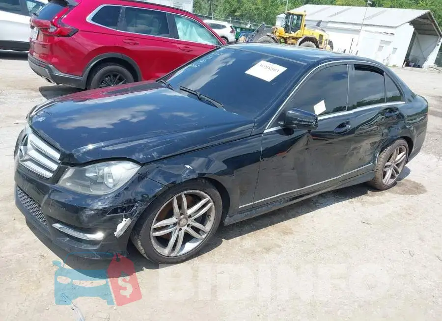 WDDGF8AB2DR250763 Photo# 2