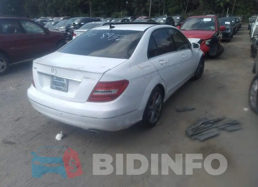 WDDGF8AB2DR288932 Photo# 4