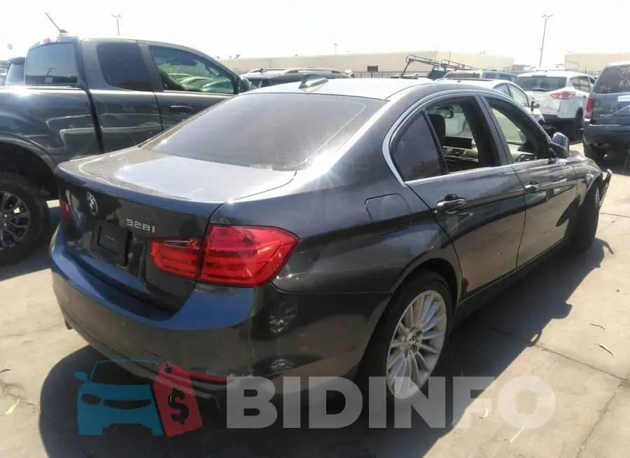 WBA3A5G59FNS82320 Photo# 4