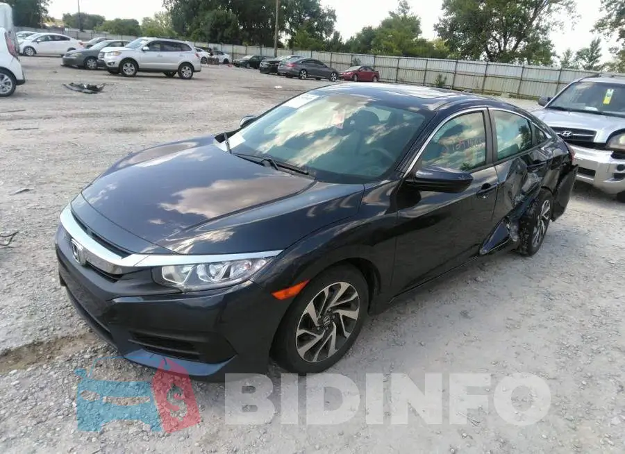 19XFC2F74HE071948 Photo# 2