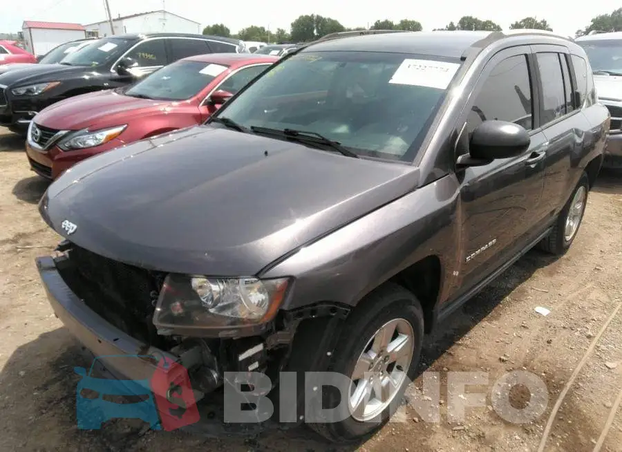 1C4NJCBA6ED844330 Photo# 2