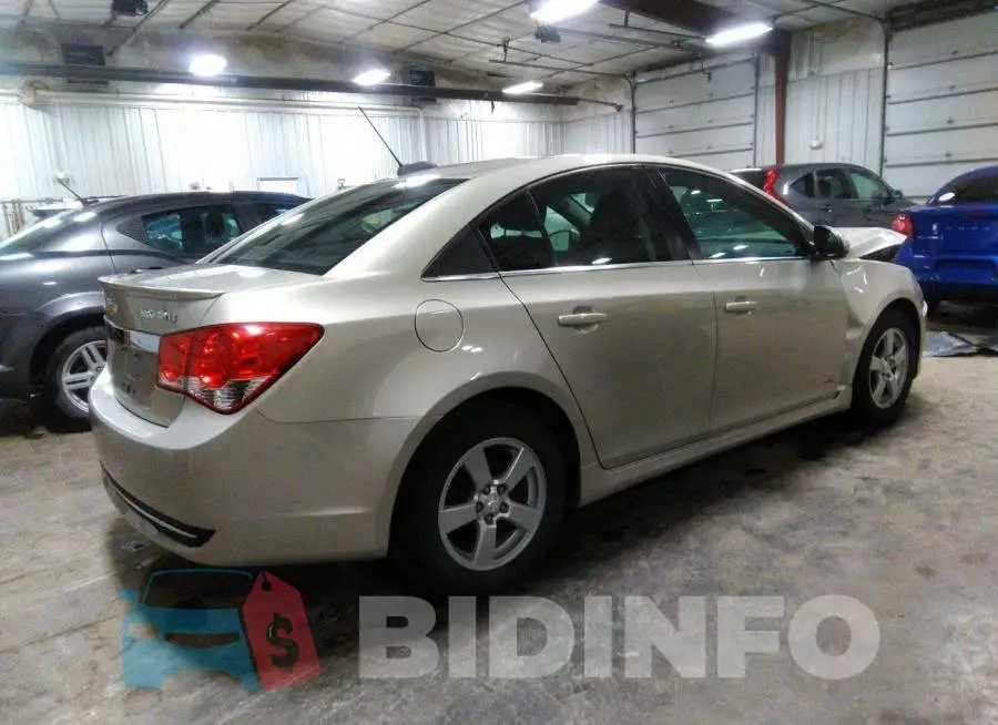 1G1PC5SB7F7189739 Photo# 4