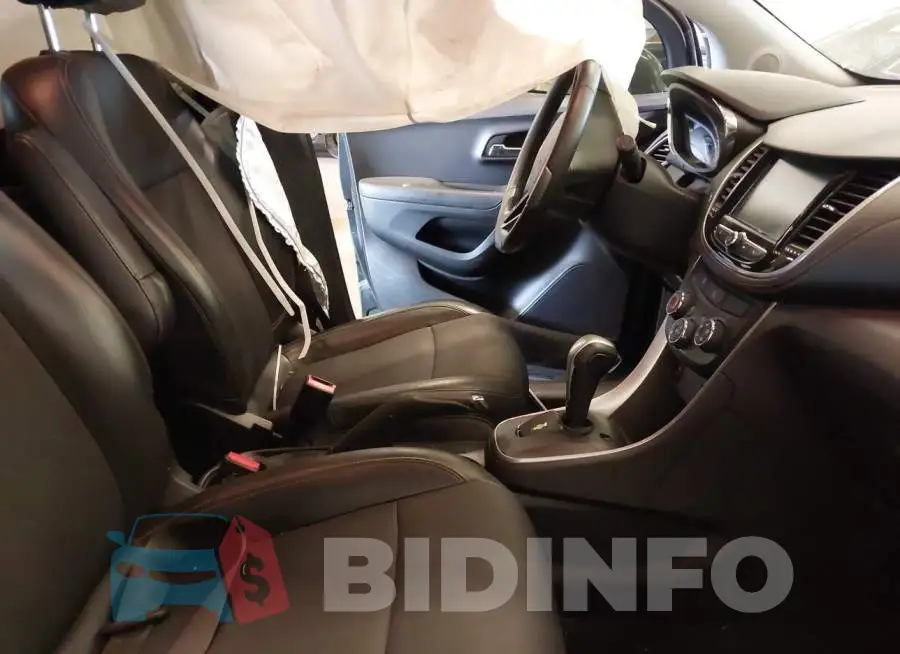 KL7CJPSB0HB130892 Photo# 5