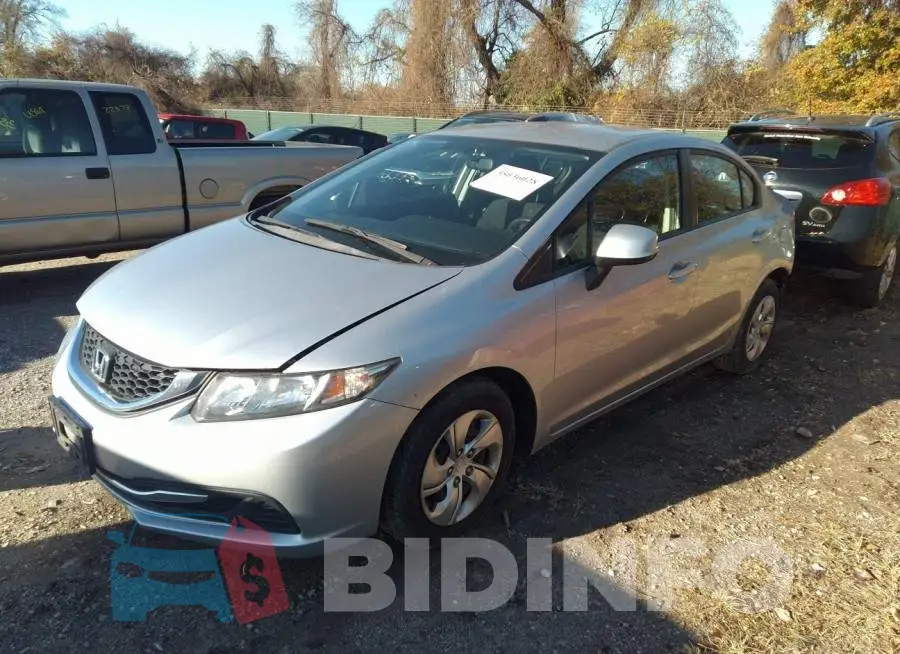 2HGFB2F54DH597174 Photo# 2