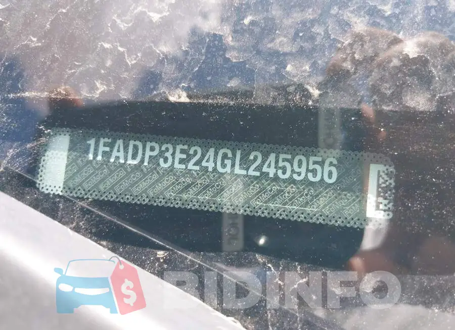1FADP3E24GL245956 Photo# 9