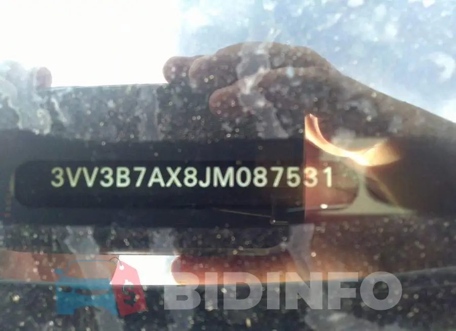 3VV3B7AX8JM087531 Photo# 9