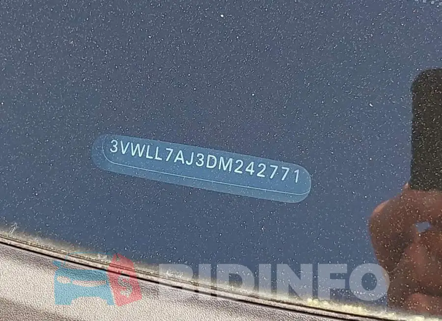 3VWLL7AJ3DM242771 Photo# 9