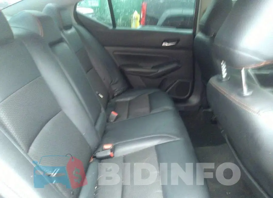 1N4BL4CV1KC100419 Photo# 8