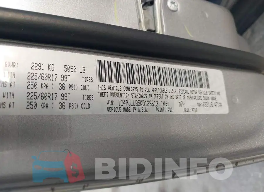 1C4PJLLB5KD128613 Photo# 9