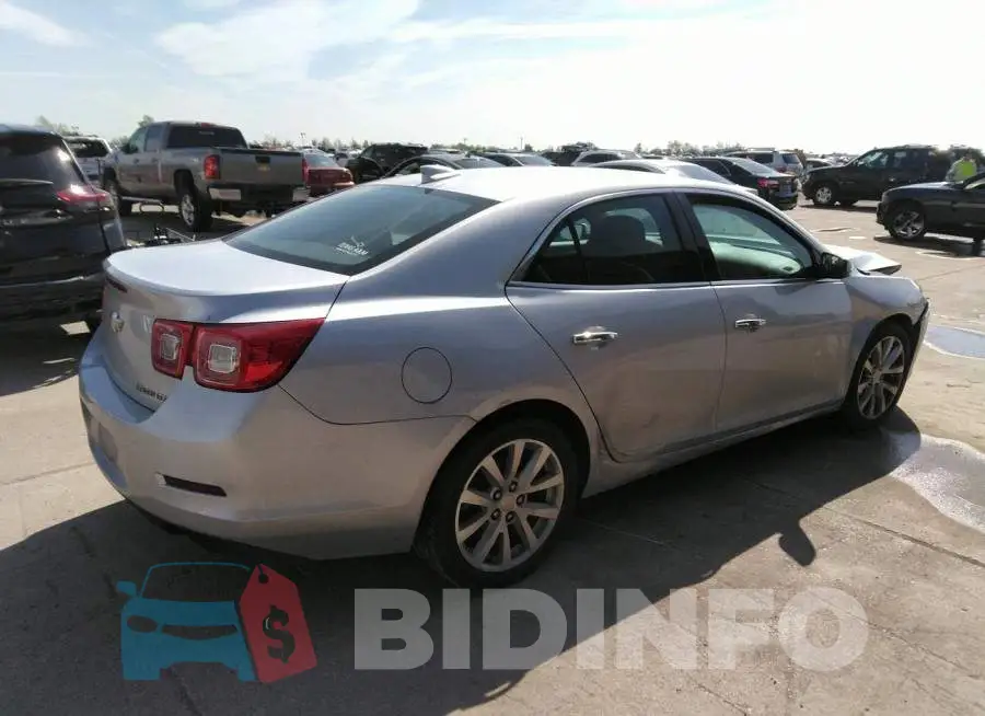 1G11E5SA5GF155068 Photo# 4