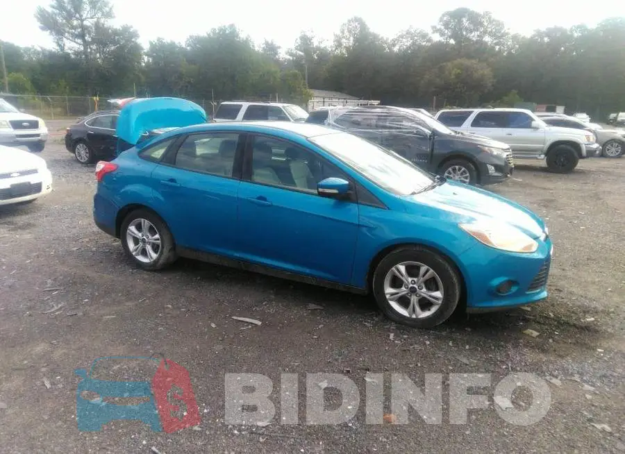 1FADP3F22DL326982 Photo# 1