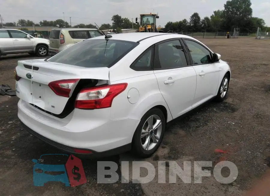 1FADP3F29EL322025 Photo# 4