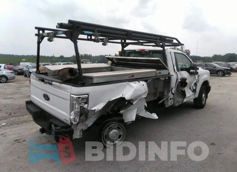 1FTBF2B63KEE27120 Photo# 4