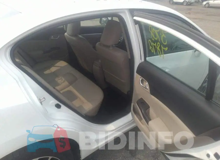 19XFB2F93DE084172 Photo# 8
