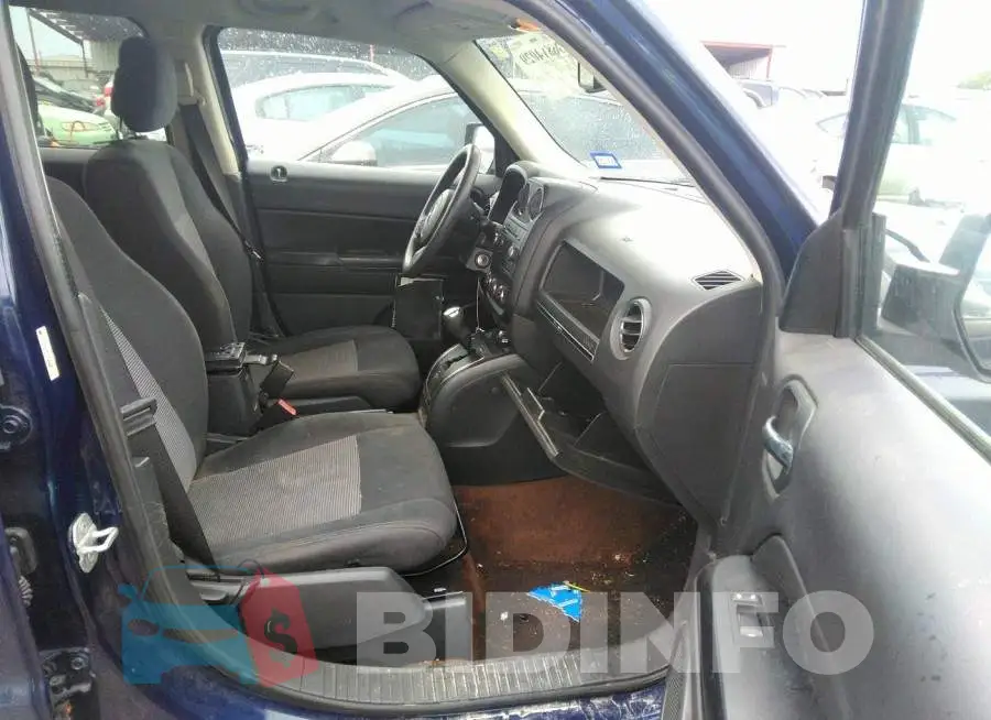 1C4NJPBA3ED585240 Photo# 5