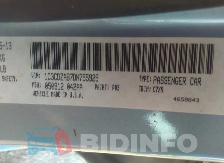 1C3CDZAB7DN755925 Photo# 9