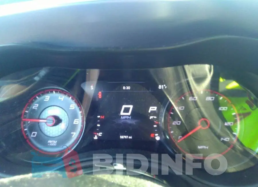 2C3CDXBG1KH666887 Photo# 7