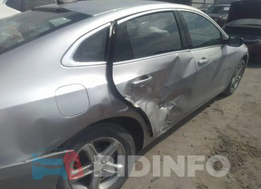 1G1ZB5ST5LF084395 Photo# 6