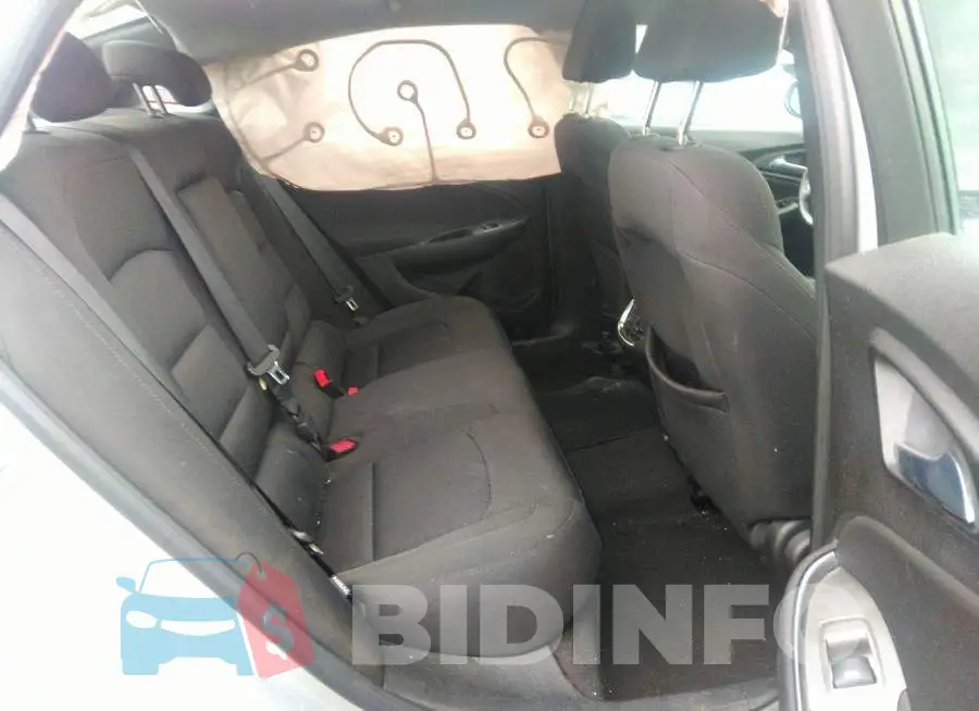 1G1ZD5ST7JF135872 Photo# 8