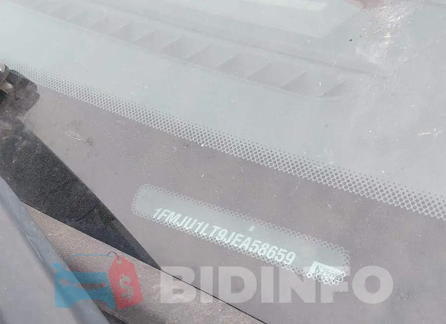 1FMJU1LT9JEA58659 Photo# 9