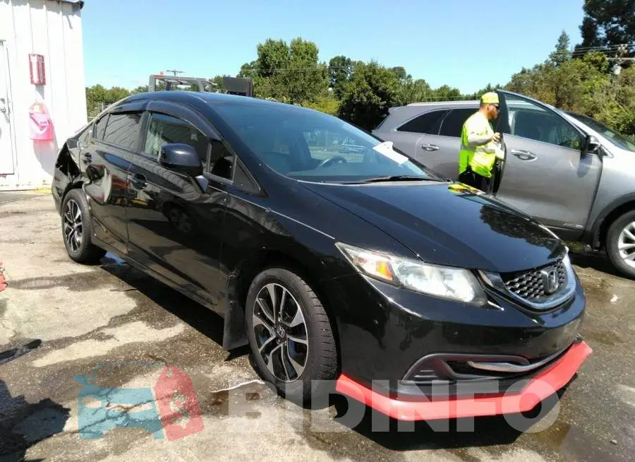 19XFB2F81DE008831 Photo# 1