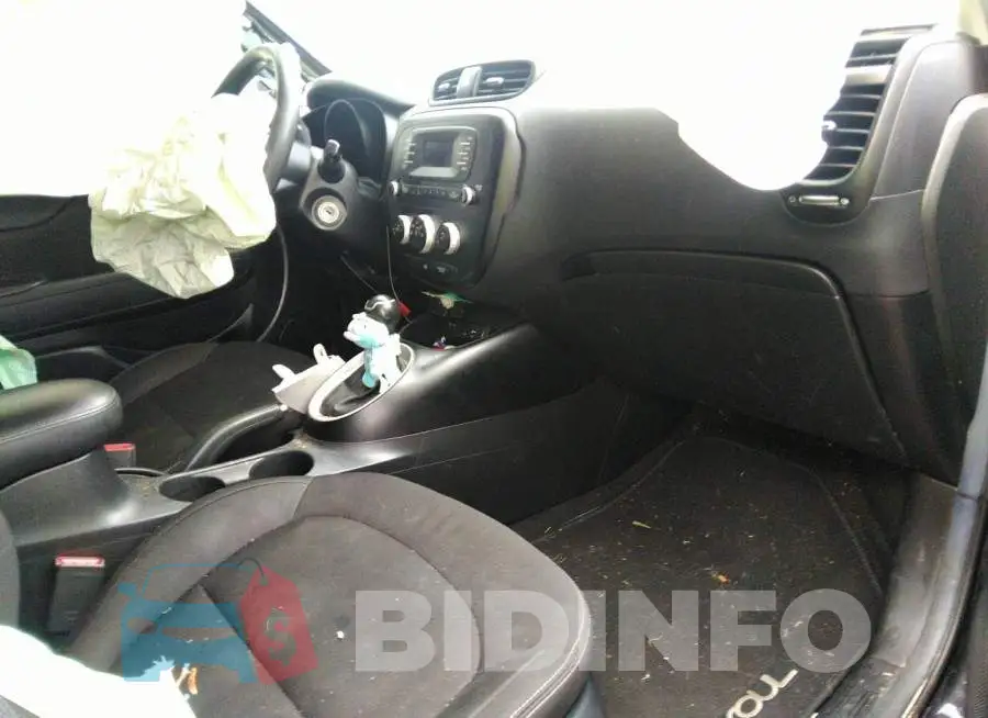 KNDJN2A29G7347328 Photo# 5