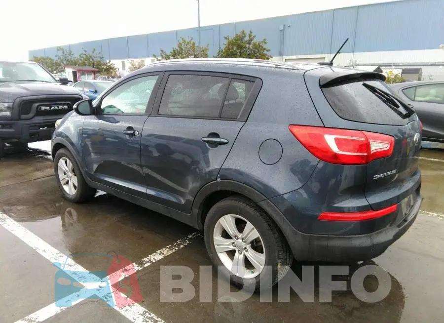 KNDPB3A28D7467173 Photo# 3