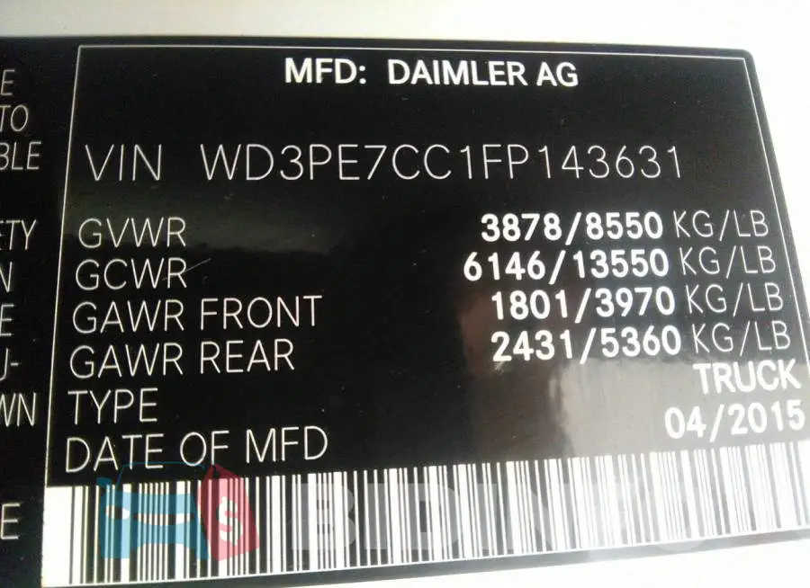 WD3PE7CC1FP143631 Photo# 9
