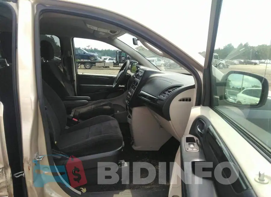 2C4RDGCGXDR528413 Photo# 5