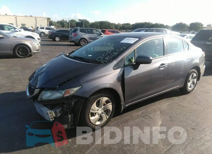 19XFB2F52EE050156 Photo# 2