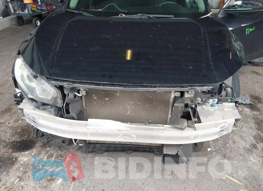 19XFC2F53GE053521 Photo# 6