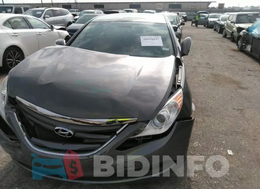 5NPEB4AC2EH834166 Photo# 2