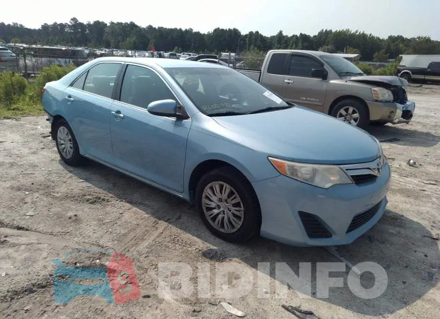 4T4BF1FK2DR289193 Photo# 1