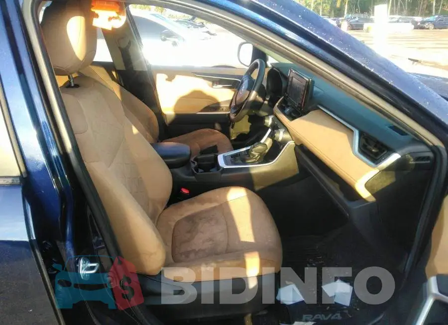 JTMP1RFV8MD531366 Photo# 5