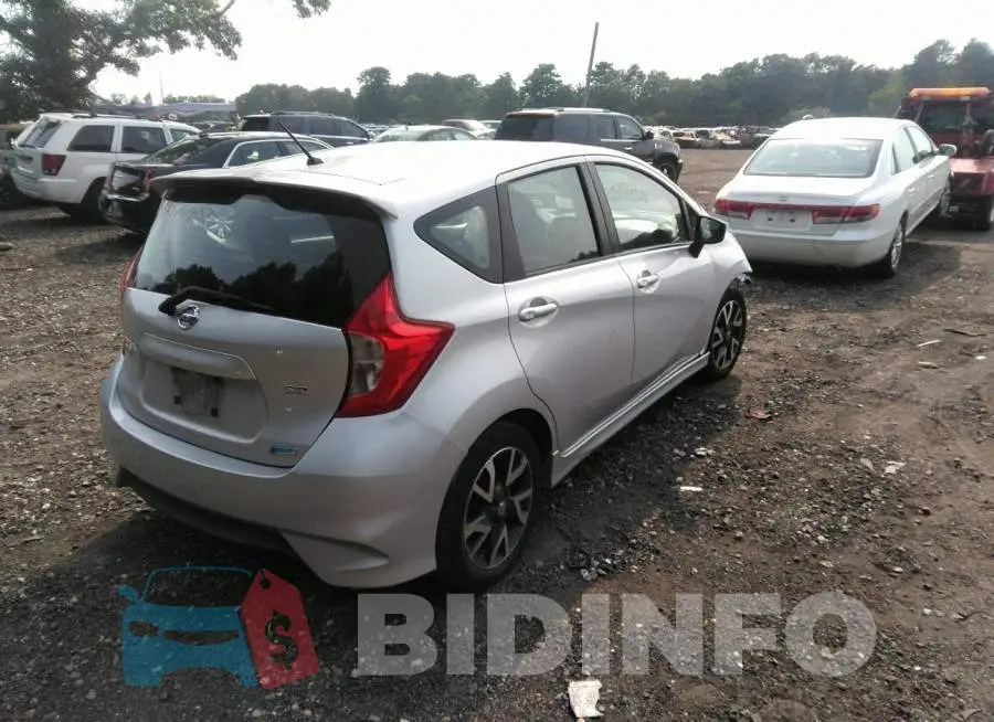 3N1CE2CP5FL389879 Photo# 4