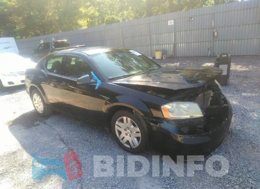 1C3CDZAB0DN752624 Photo# 1