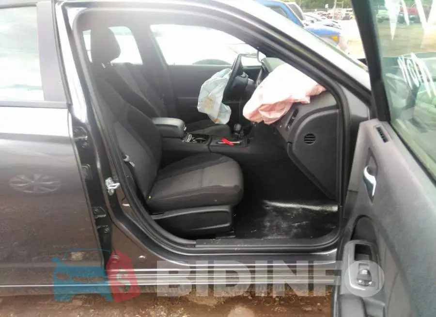 2C3CDXBG1NH150212 Photo# 5