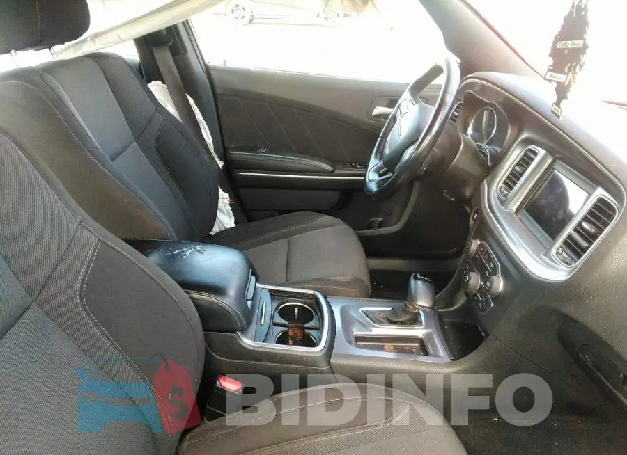 2C3CDXBG4KH673297 Photo# 5