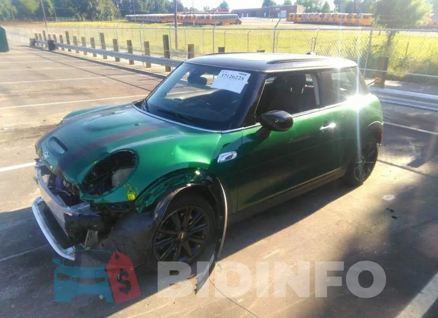 WMWXR5C09M2M94752 Photo# 2