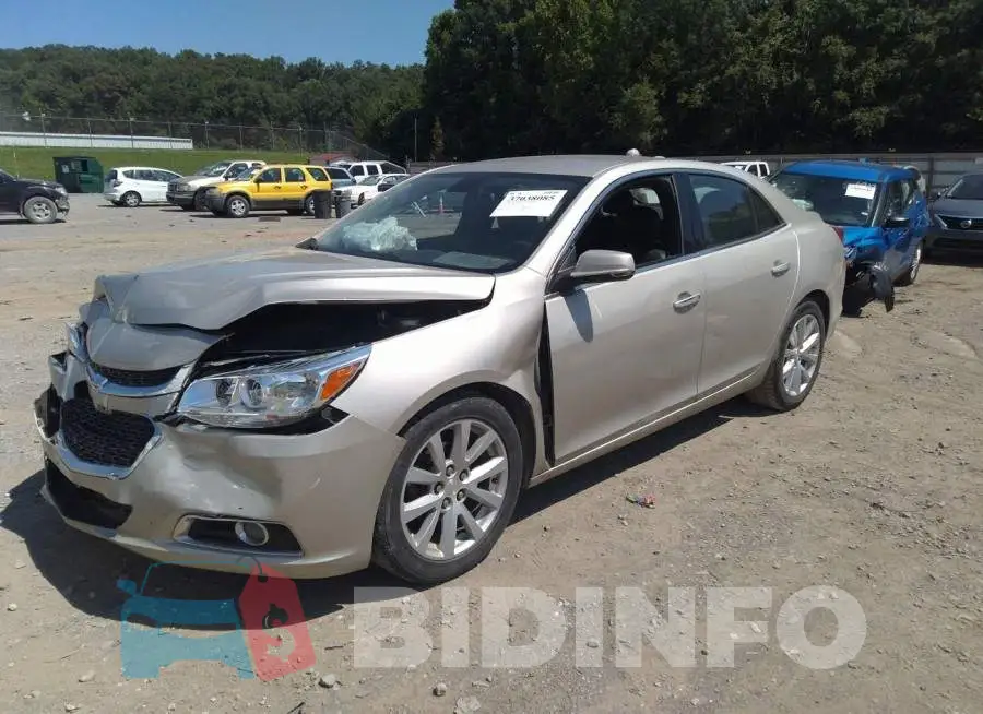 1G11D5SLXFF123932 Photo# 2