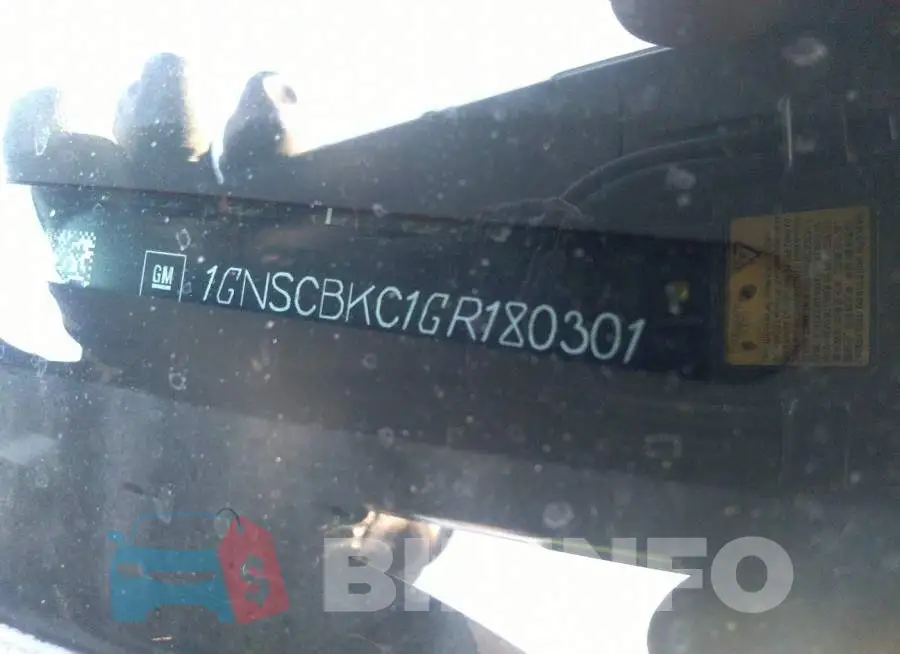1GNSCBKC1GR180301 Photo# 9