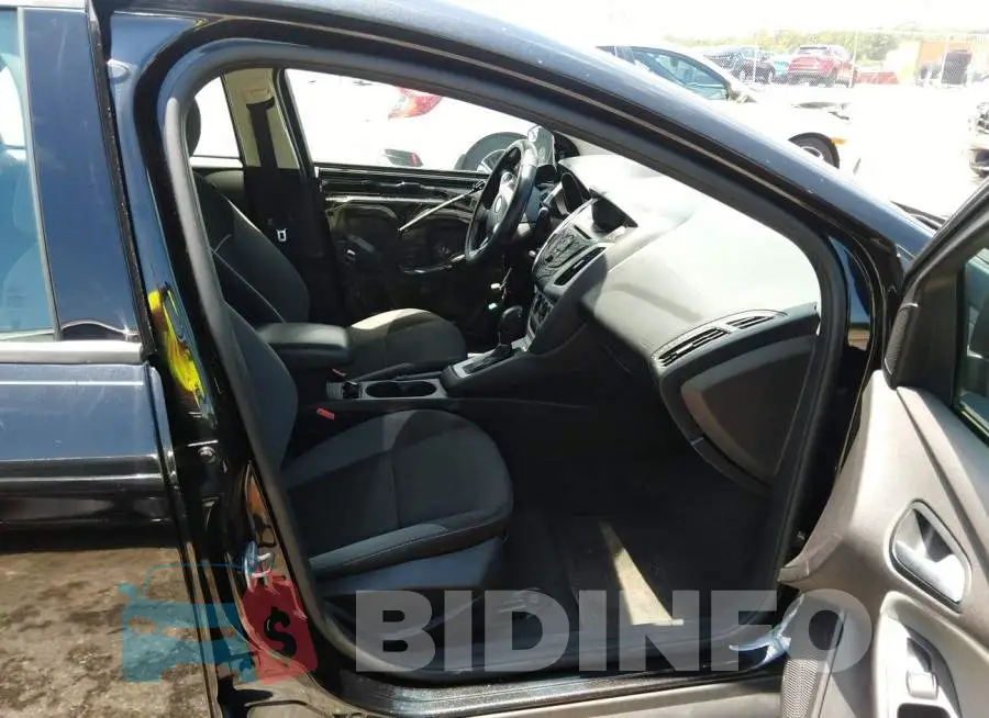 1FADP3F21EL104094 Photo# 5