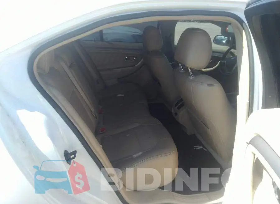1FAHP2E81EG110617 Photo# 8