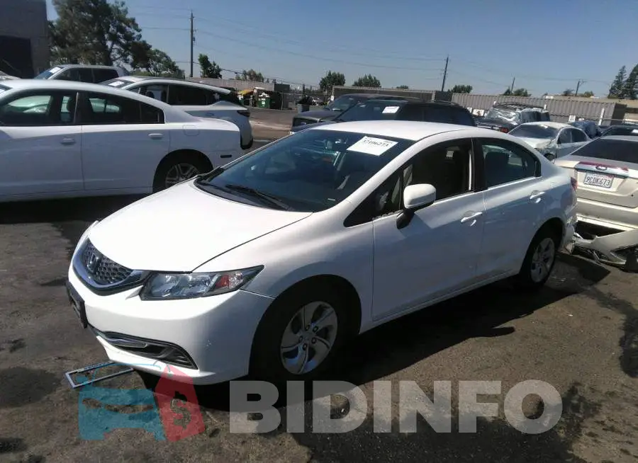19XFB2F50EE244877 Photo# 2