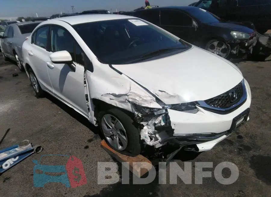 19XFB2F50EE244877 Photo# 6